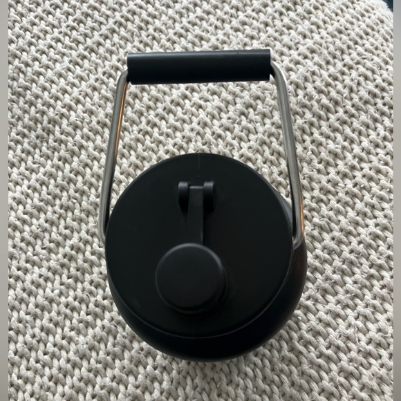 🐻❄️ RTIC Half Gallon Jug - Picture 4 of 7